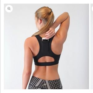 Sarah Sports Bra - Black